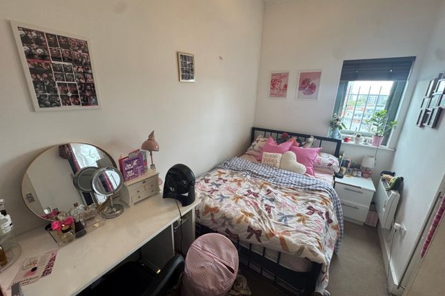 Flat 39 City Annexe, 90, Andersons Road, Hampshire photo 2