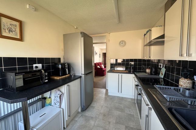 4 Davis Court, Eastland Road, Bristol photo 2