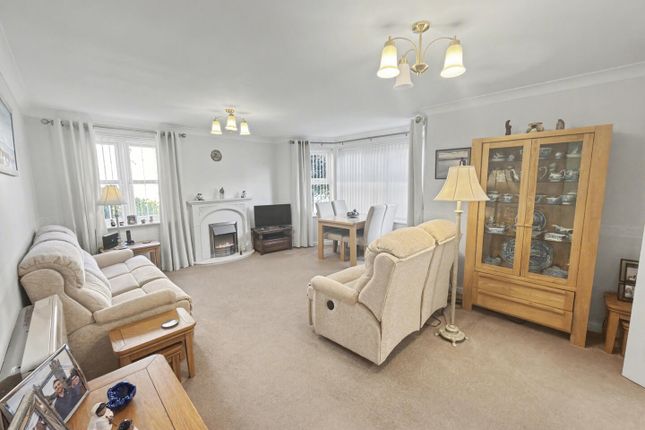 2, Fairweather Court, Darlington photo 2