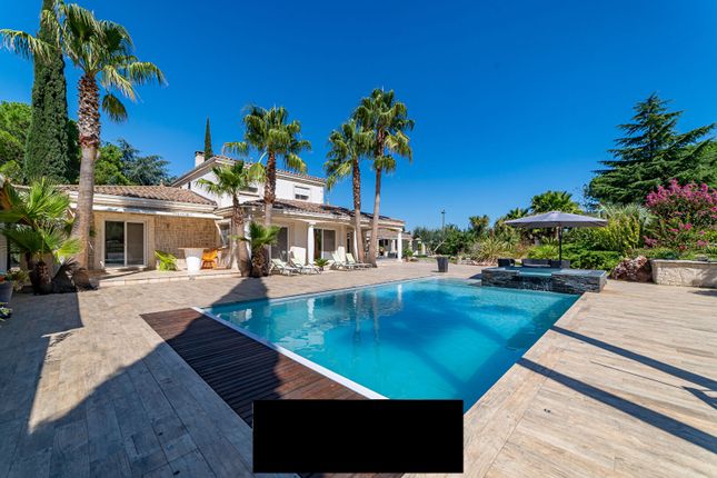 Villa for sale in Agde, Herault (Montpellier, Pezenas), Occitanie