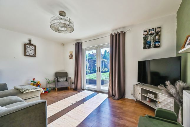 20, Coronation Road, Nottingham photo 2