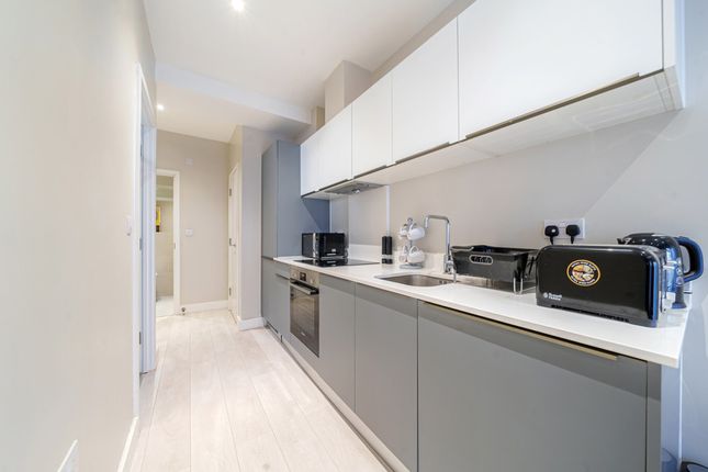 Flat 1, Luna Apartments, 272, Field End Road, Middlesex photo 4