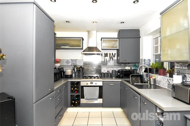 12, Ratcliffe Avenue, Birmingham photo 4