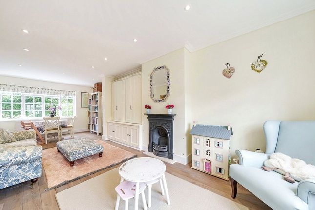 5, Brookland Close, London photo 2