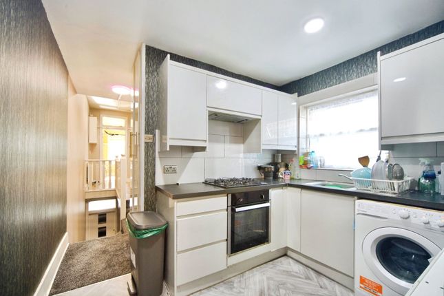 193A, South Esk Road, London photo 4