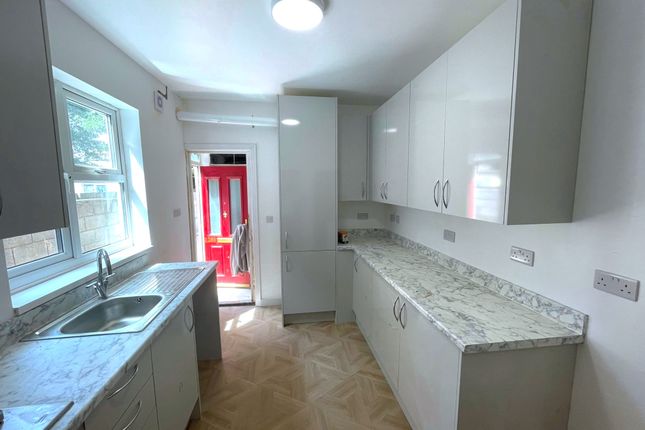 7, Vernon Road, Luton photo 4