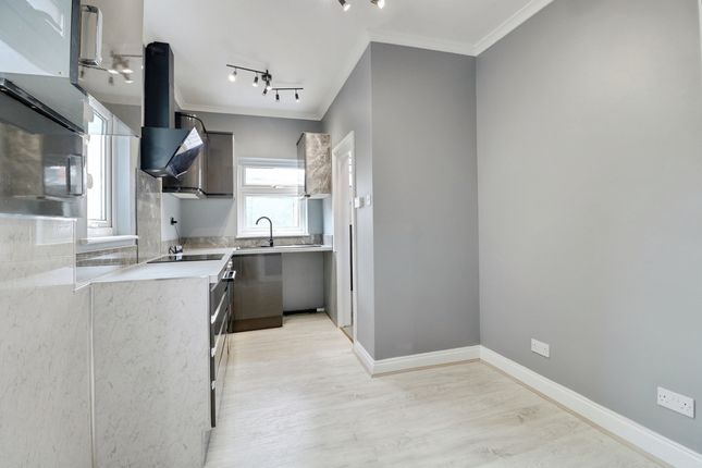 61, Colchester Road, Southend-on-sea photo 2