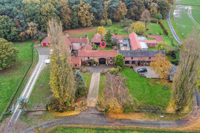 Haggwood Barn, Broad Highway, York photo 2