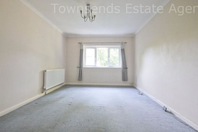 52, Mallard Way, Northwood photo 3