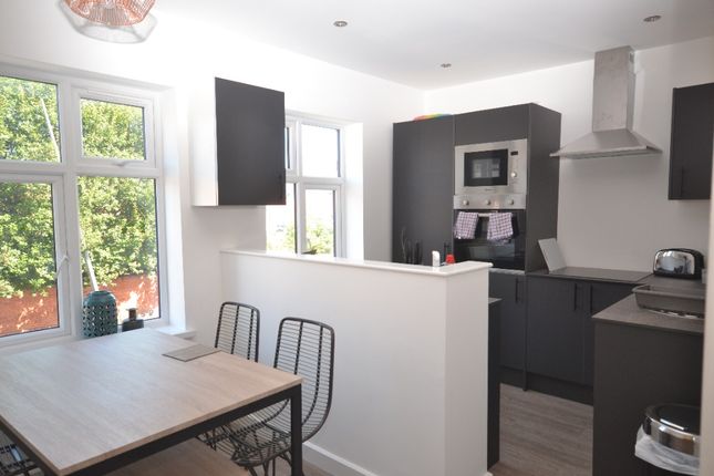 79A, Room 7, Park Road, Wigan photo 5