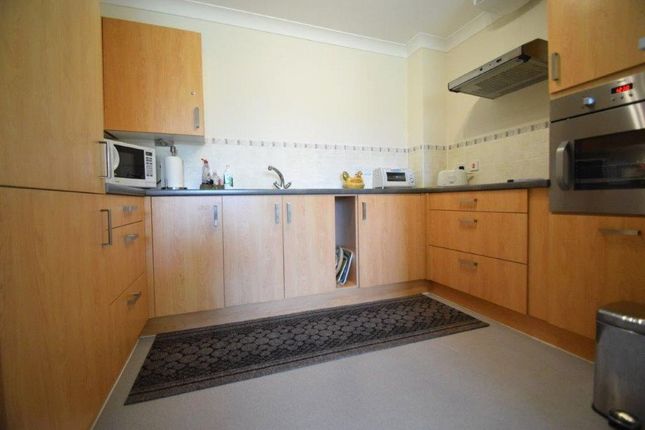 Flat for sale in Forest Close, Wexham, Slough, Berkshire