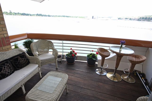 15, Mizzen House, Port Solent, Portsmouth photo 4