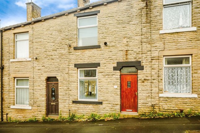 Thumbnail Terraced house for sale in Wainhouse Road, Halifax