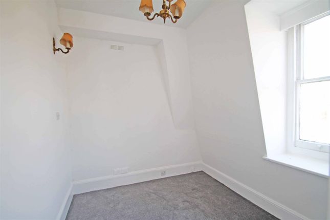 Flat 21, 27, First Avenue, Hove photo 4
