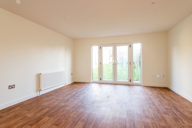 8, Northcote Drive, Monks Eleigh photo 3