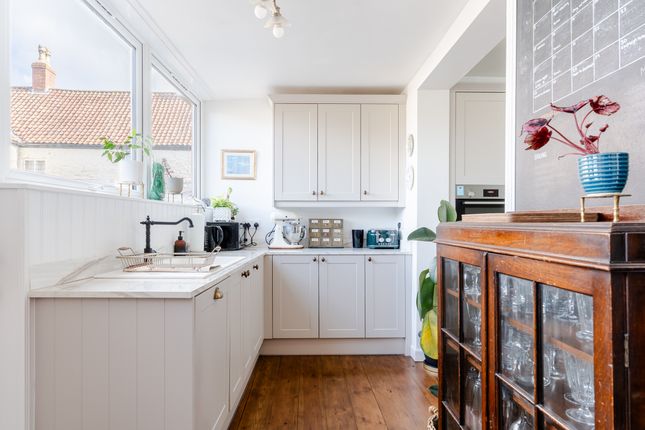 4 Roath Road, Portishead photo 4