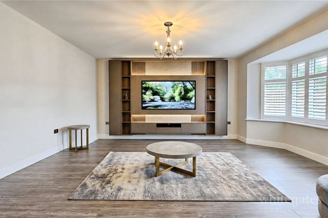 2b, Hebble Court, Dewsbury photo 2