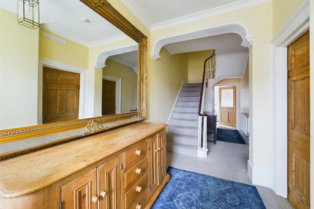 87, Bristol Road, Gloucestershire photo 3
