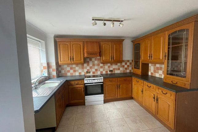 40, Airedale Gardens, Durham photo 4