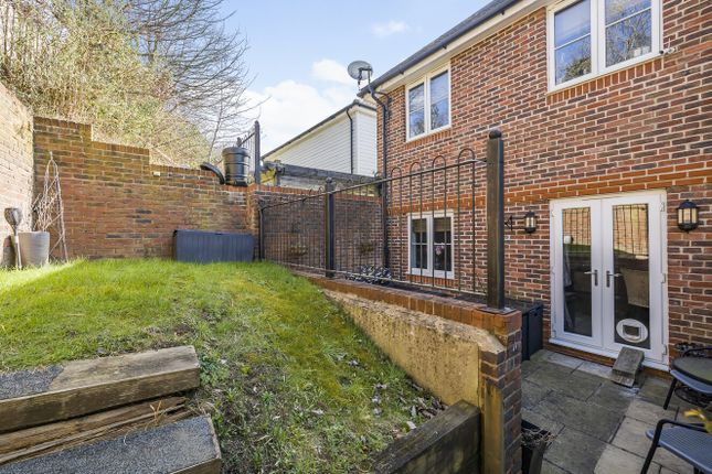 7, Apple Tree Close, Buckinghamshire photo 4