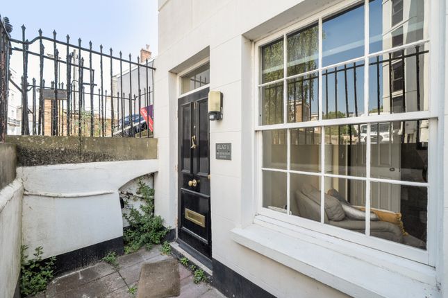 2-bed flat on Flat 1, Buckingham House,, Wellington Street, Gloucestershire, £200,000
