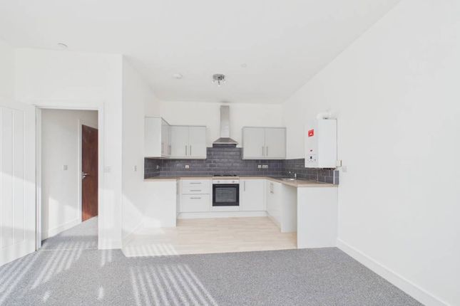 Flat 1, 5 Banwell Street, Swansea photo 3