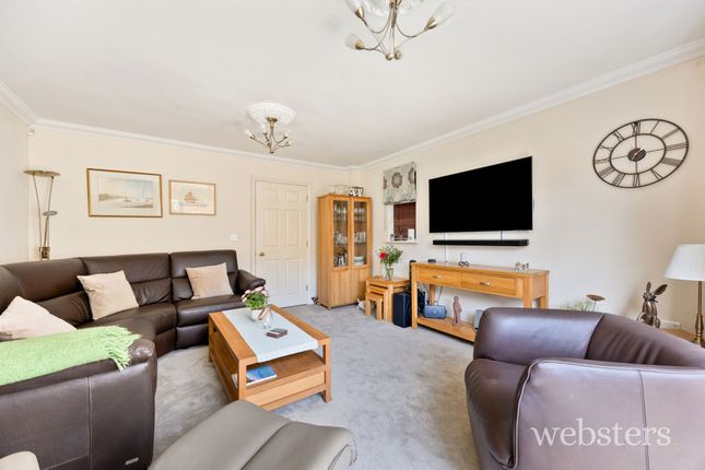 17 Edward Jodrell Plain, Norwich photo 4