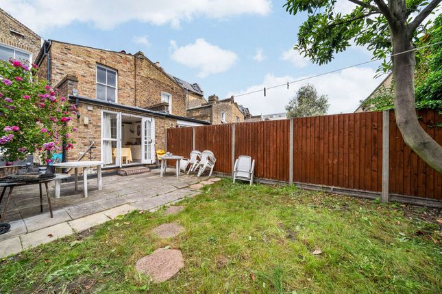Thumbnail Terraced house to rent in Elthorne Road, London
