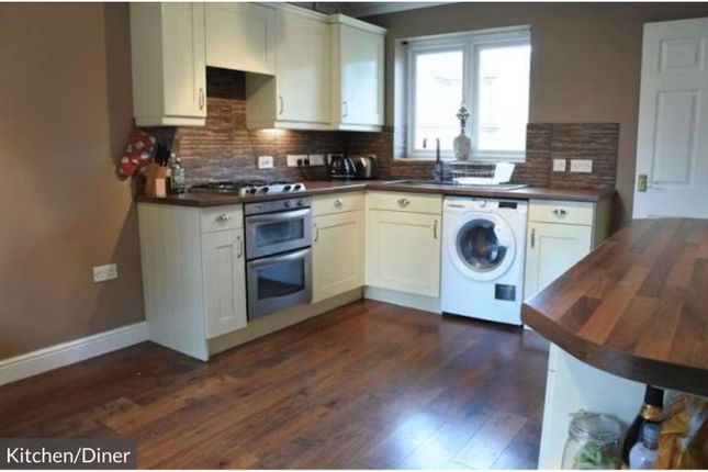 49, Hudson Way, Grantham photo 2