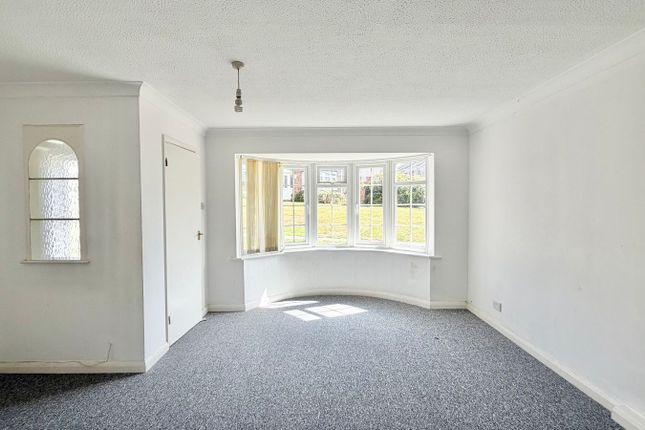 80, Links Drive, Bexhill-on-Sea photo 2