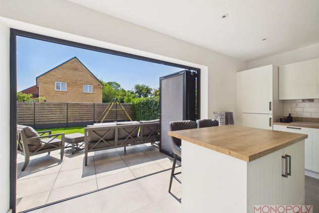 11, Moss Wood Court, Wrexham photo 4