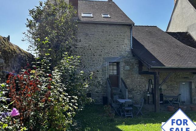 Thumbnail Cottage for sale in Alencon, Basse-Normandie, 61000, France
