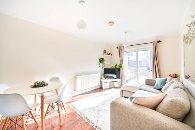 Thumbnail Flat to rent in Coombe Road, Kingston, Kingston Upon Thames