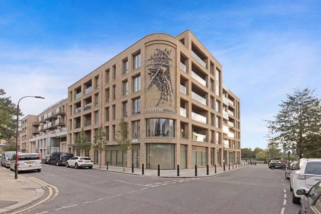 2-bed flat on Queens Wharf, Hammersmith W6, £1,160,000