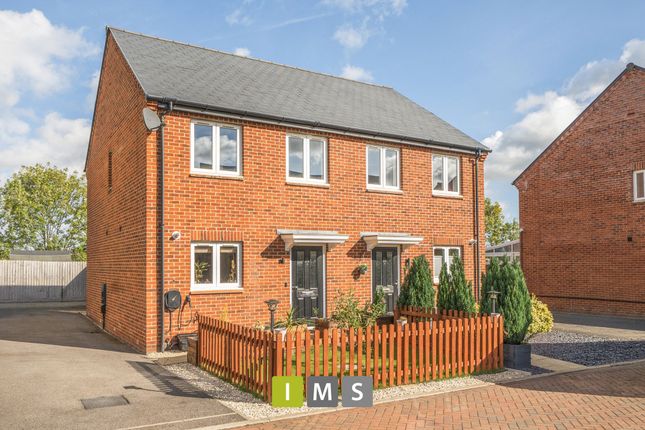 2 Bedroom Semi-Detached in OX25 5AH