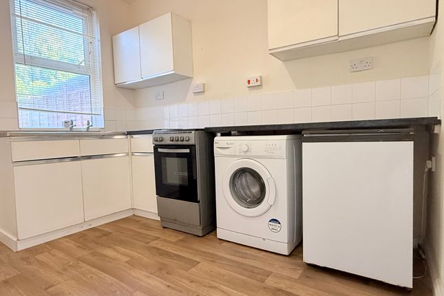 25, Isandula Road, New Basford photo 4