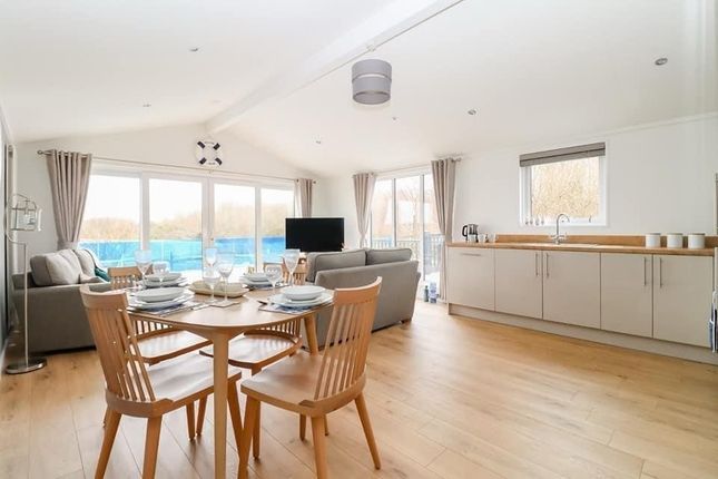 Plas Coch Country and Leisure Retreat, A4080 Llanedwen, Anglesey photo 4