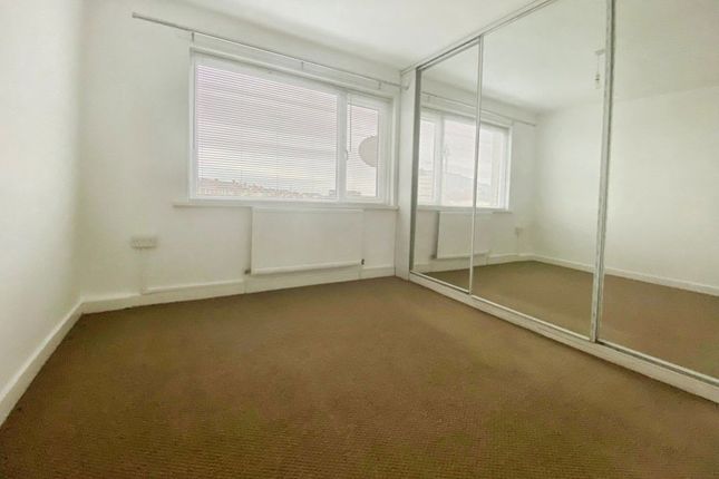 58, Golden Avenue, Port Talbot photo 5