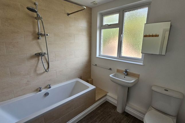 168b, Uxbridge Road, Hatch End photo 5