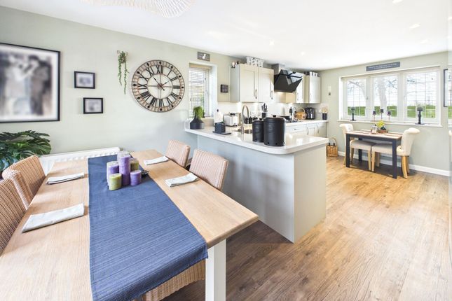 2 Cadet Close, Upper Rissington, Cheltenham photo 2