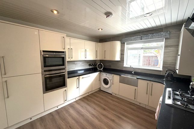 Montgomery Street, Larkhall photo 3