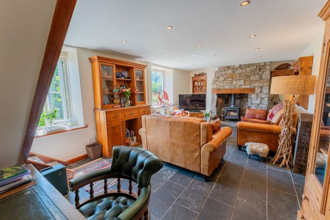 Edary House, Rhonas Road, Abergavenny photo 4
