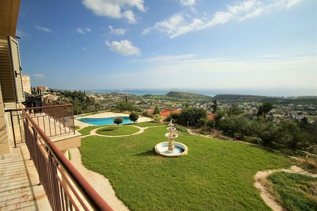 Villa for sale in Agios Tychonas, Agios Tychon, Limassol, Cyprus