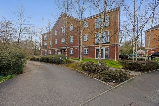 9 Meadow Way, Pontyclun photo 2