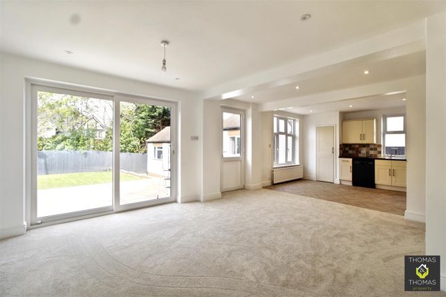 246, Stroud Road, Gloucester photo 2