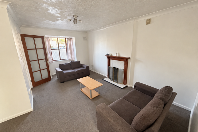 57, Leamington Spa photo 4