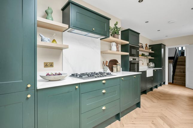 15, St John's Vale, London photo 4