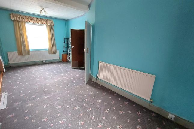 15, Brytwn Road, Port Talbot photo 2