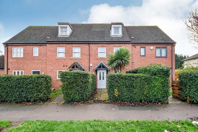 Thumbnail Terraced house to rent in Irthlingborough Road, Wellingborough