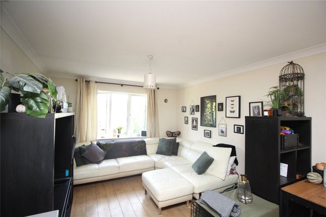 Flat 4, Arthur Court, 42, Winchester Road, Alton photo 4